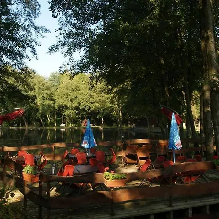 Camping Chalet 2 Personnes Saint-Michel (Aisne)